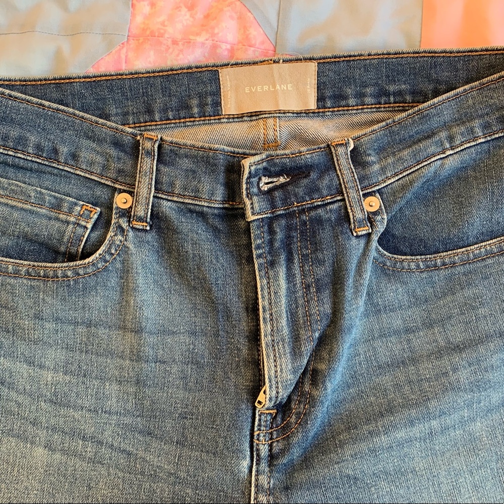 Everlane 90’s Cheeky Straight Jean. Size 28